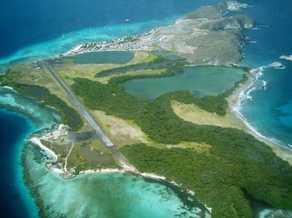 Vista aérea de Gran Roque (Foto: wikipedia)