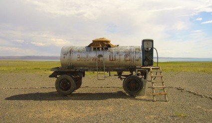 Gasolinera en Mongolia (granadablogs.com)