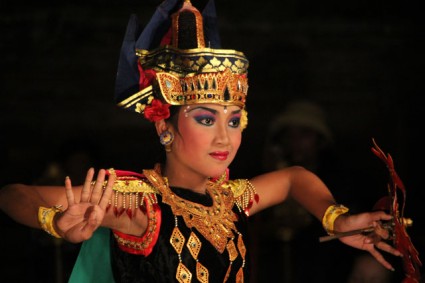 Danza tradicional balinesa (foto: losviajesdejuanysandra.com)